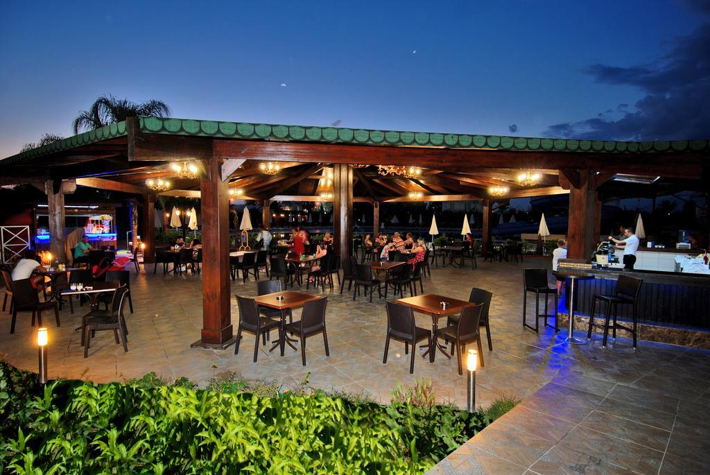 Maya World Belek Bagian luar foto