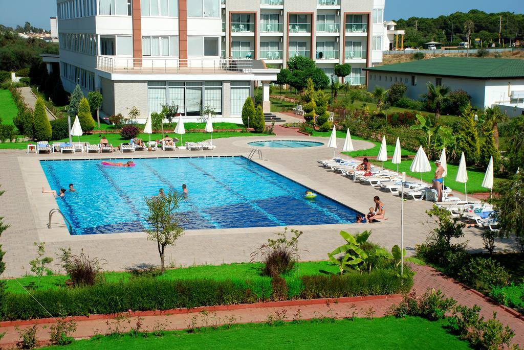 Maya World Belek Bagian luar foto